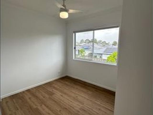 Apartment for rent in Fernbrook, Queensland