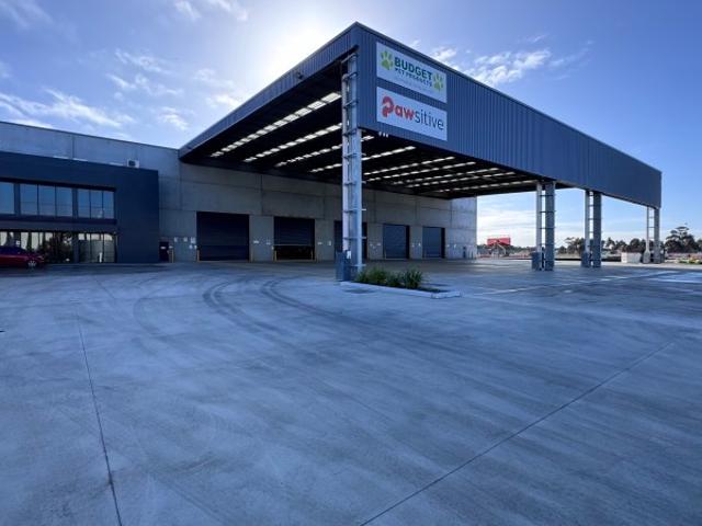 Warehouse for rent in Camerons Creek, Victoria