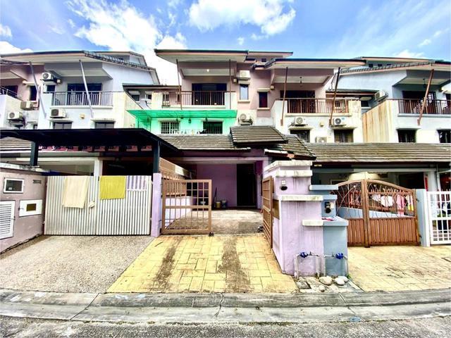 Townhouse for sale in Petaling, Damansara Damai