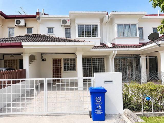 Terraced House for sale