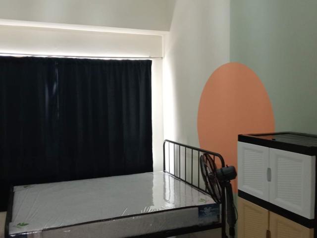 Room for rent in Petaling, Alam Impian