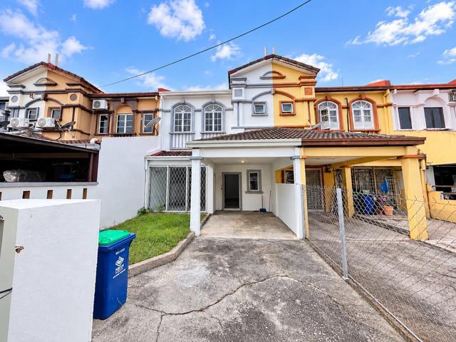 Terraced House for sale in Majlis Bandaraya Subang Jaya, Petaling