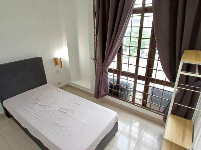 Room for rent in Petaling, Subang Jaya