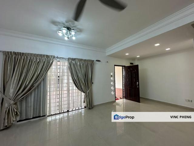 House for sale in Malaka