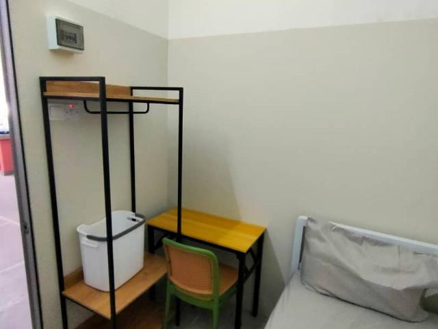 Room for rent in Petaling, Alam Impian