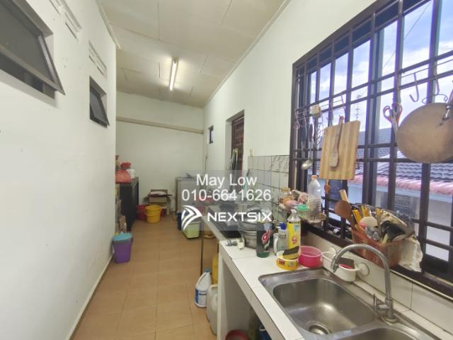 Shop for sale in Petaling, Subang Jaya