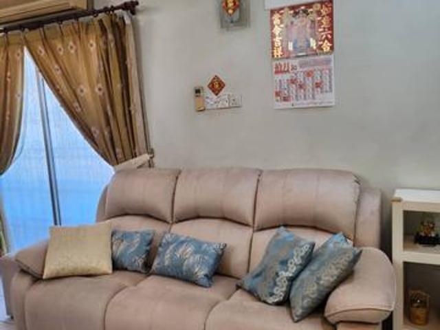 Apartment for sale in Petaling, Damansara Damai