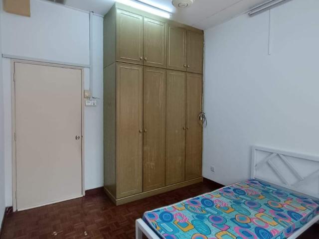 Room for rent in Petaling, Damansara Damai