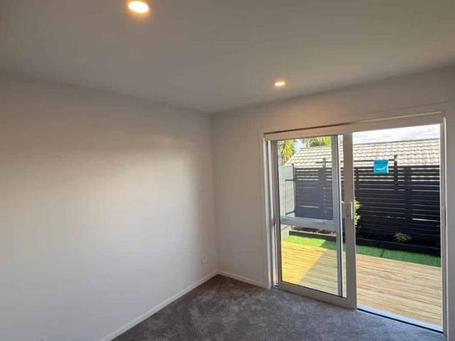Townhouse for rent in Beach Haven, Kaipātiki