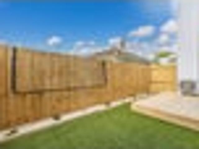 Townhouse for sale in Panmure