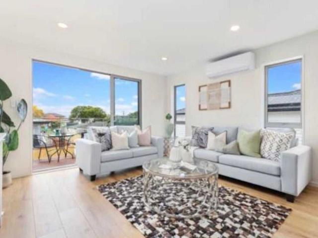 Townhouse for rent in Ōtara, Ōtara-Papatoetoe
