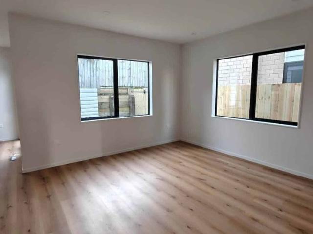 House for rent in Howick, Oroua County