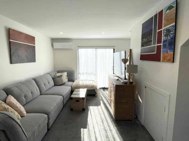 Townhouse for rent in Days Bay, Wellington
