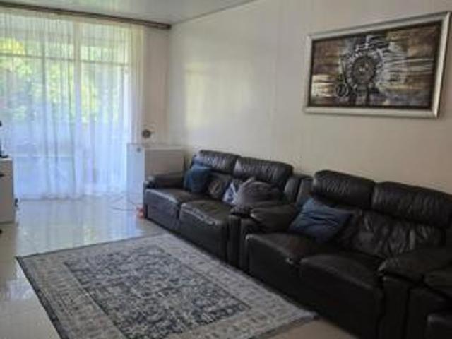 Apartment for sale in Vosloorus, Gauteng