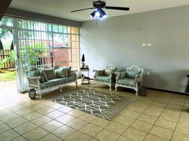 Townhouse for sale in Witfield, City of Ekurhuleni Metropolitan Municipality