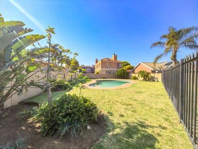 Townhouse for sale in Ekurhuleni, Gauteng