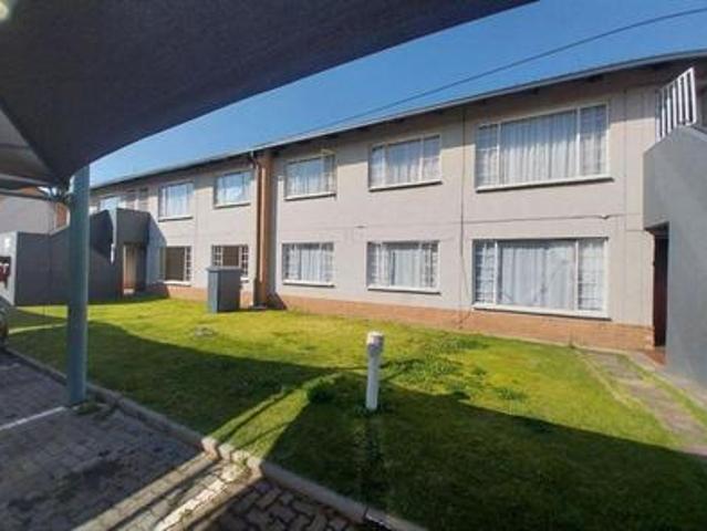 Townhouse for sale in Ekurhuleni, Gauteng