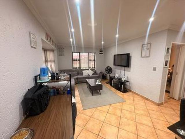 Townhouse for sale in Boksburg, City of Ekurhuleni Metropolitan Municipality