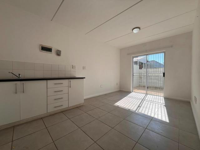 Apartment for rent in Cape Town Ward 2, Parow