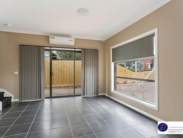 Townhouse for rent in Broadmeadows, Melbourne