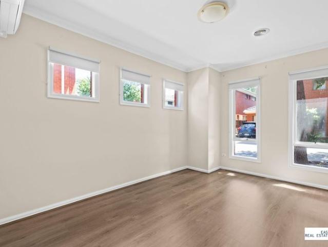 Townhouse for rent in Camerons Creek, Victoria