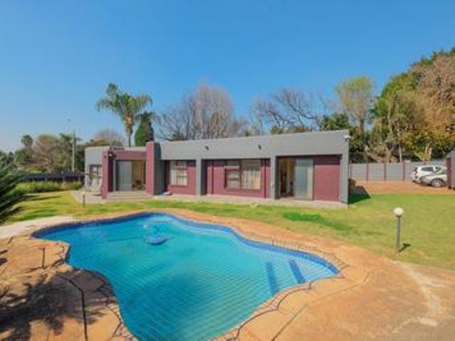 House for sale in Nooitgedacht, Gauteng