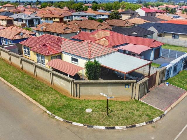 House for sale in Vosloorus, Gauteng
