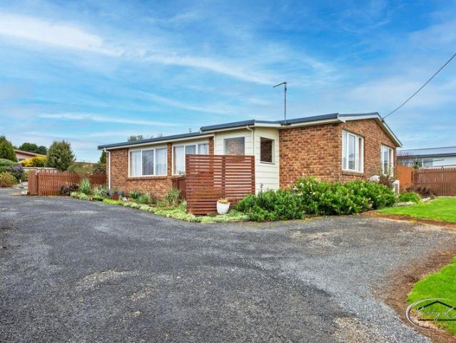House for sale in Forest, Tasmania