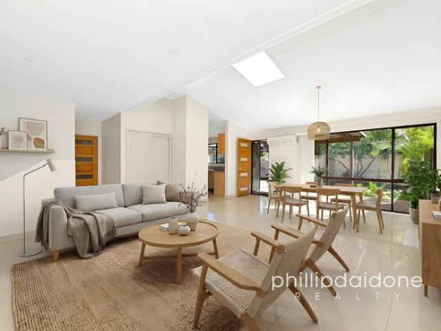 Townhouse for rent in Sydney, New South Wales