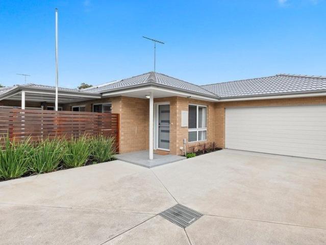 Townhouse for rent in East Geelong, Geelong