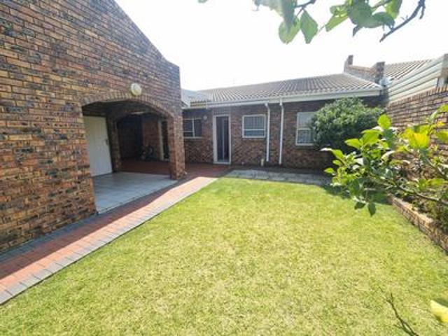 Townhouse for sale in Sedibeng, Gauteng