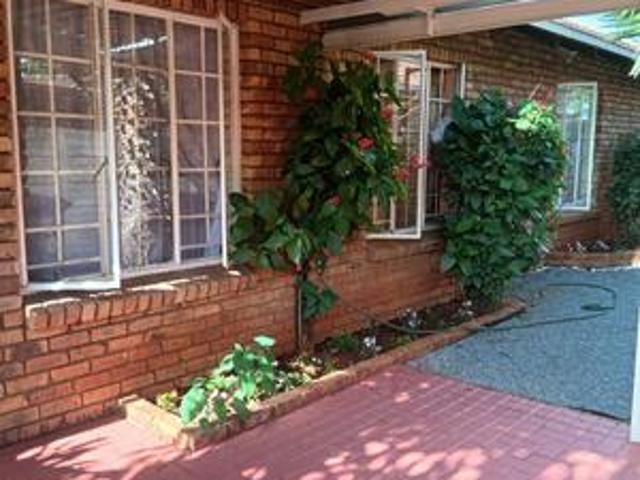 Townhouse for sale in Akasia, Gauteng