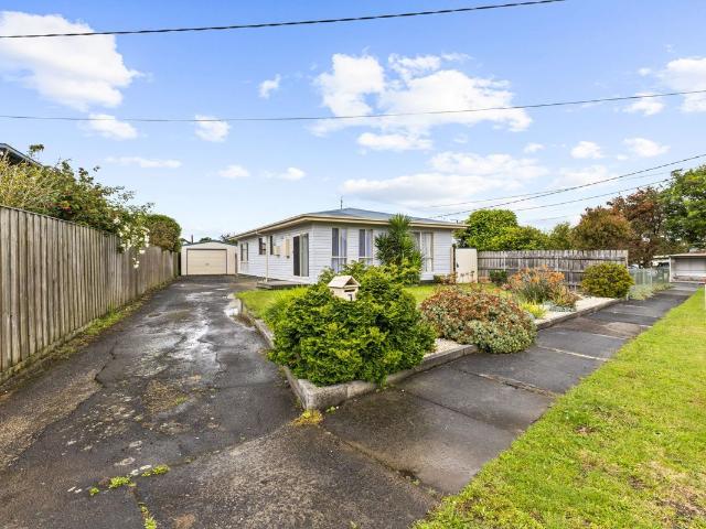 House for sale in Yallourn North, Victoria