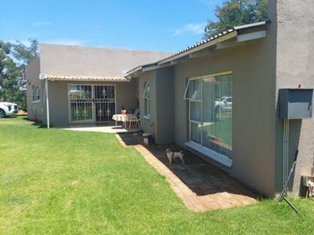 House for sale in Mohlakeng, Gauteng