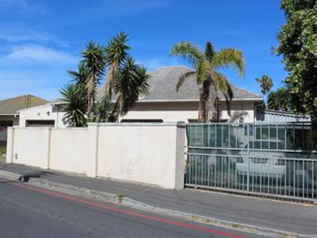 House for sale in Parow, Western Cape