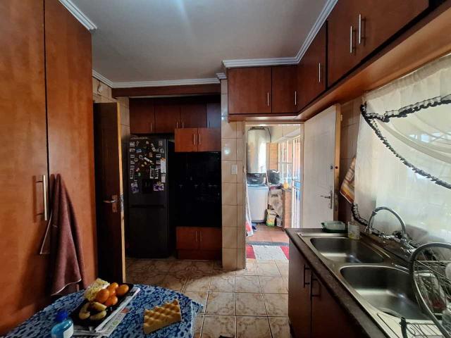 House for sale in Waterkloof, Gauteng