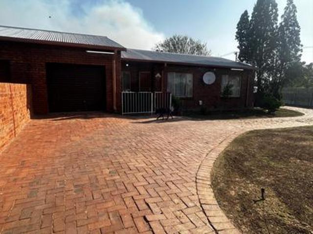 Townhouse for sale in Gert Sibande, Mpumalanga