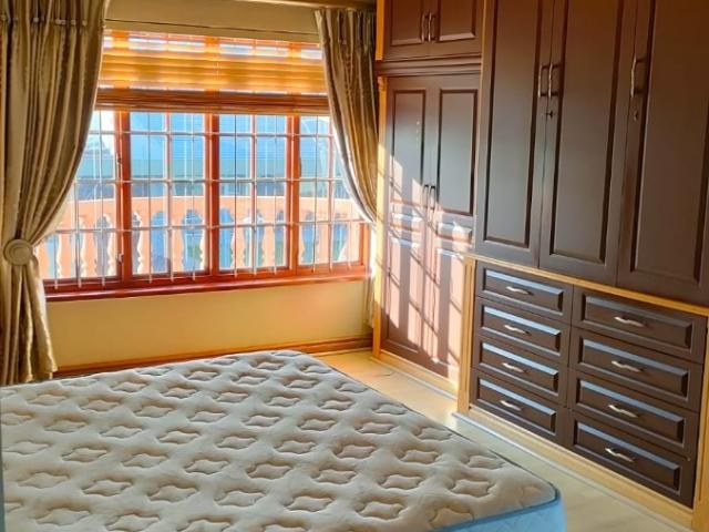Apartment for rent in Rylands Estate, Cape Town