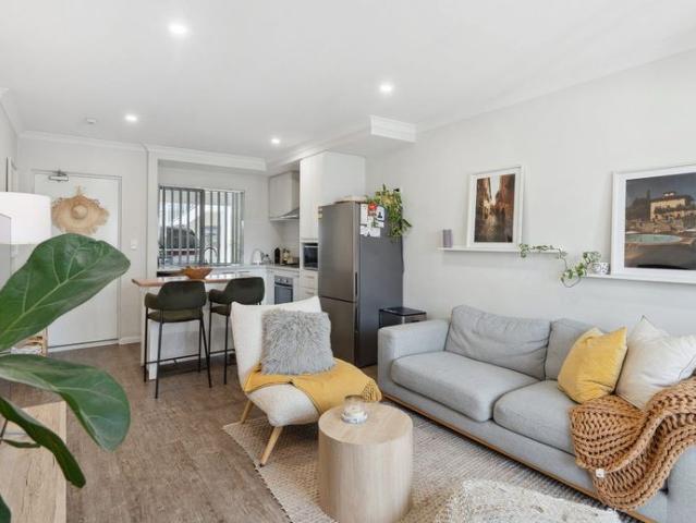 Apartment for rent in Craigie, Western Australia