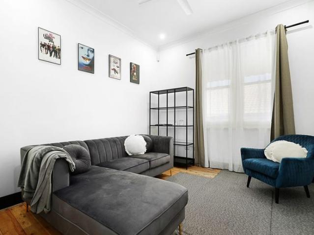 House for rent in Toongabbie, Sydney