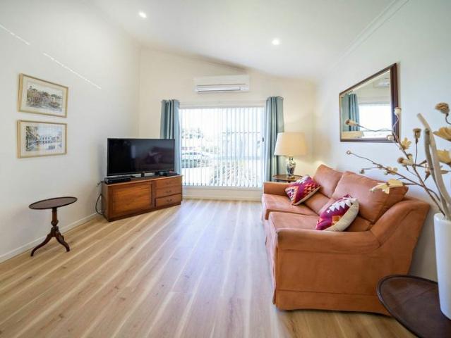 House for rent in Old Bar, New South Wales