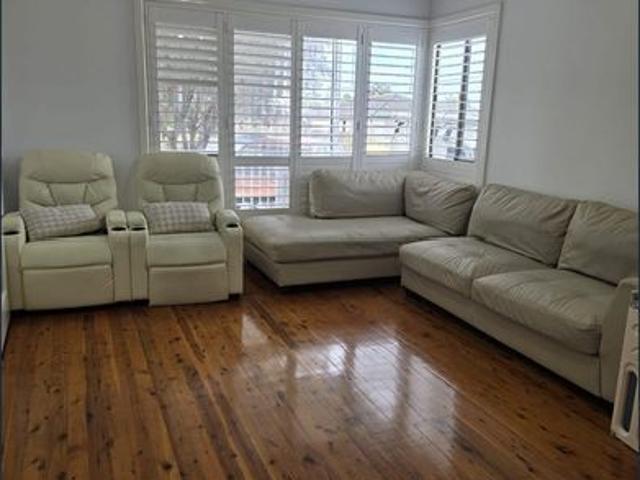 House for rent in Smithfield, Sydney