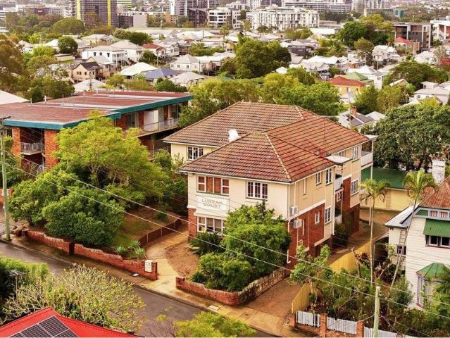 Apartment for rent in Toombul, Queensland