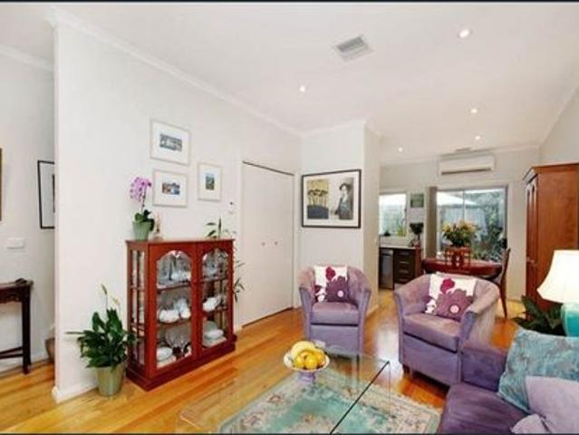 Townhouse for rent in West Footscray, Melbourne