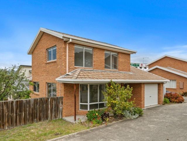 Villa for rent in Hobart, Tasmania