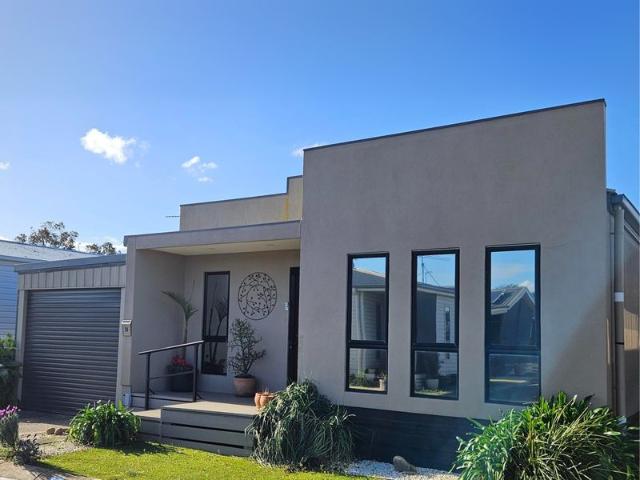 House for sale in Leopold, Victoria