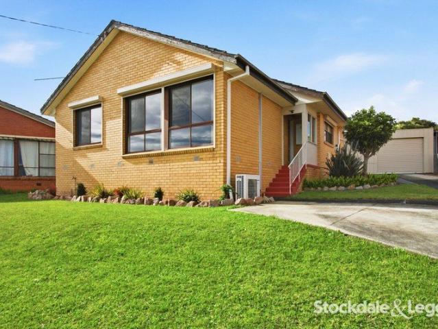 House for rent in Churchill, Victoria
