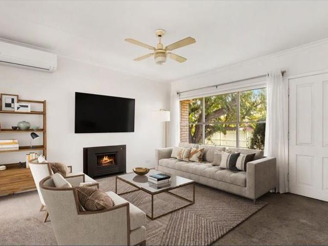 House for rent in Newcomb, Geelong