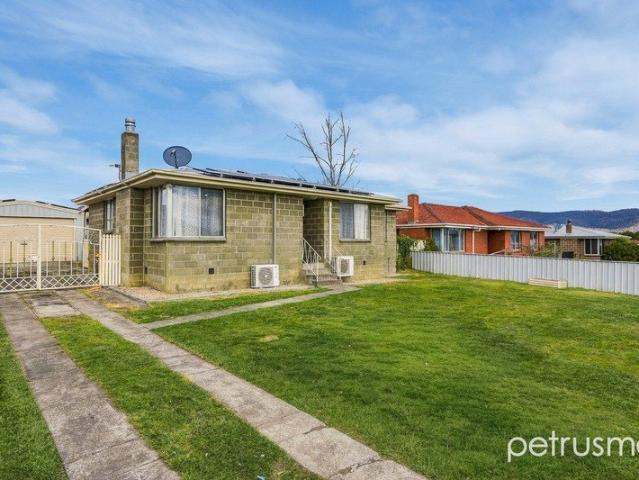 House for sale in New Norfolk, Derwent Valley