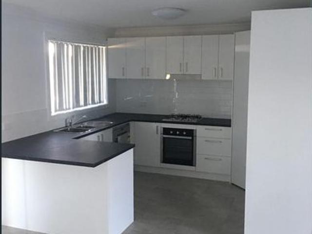 House for rent in Brisbane Grove, New South Wales